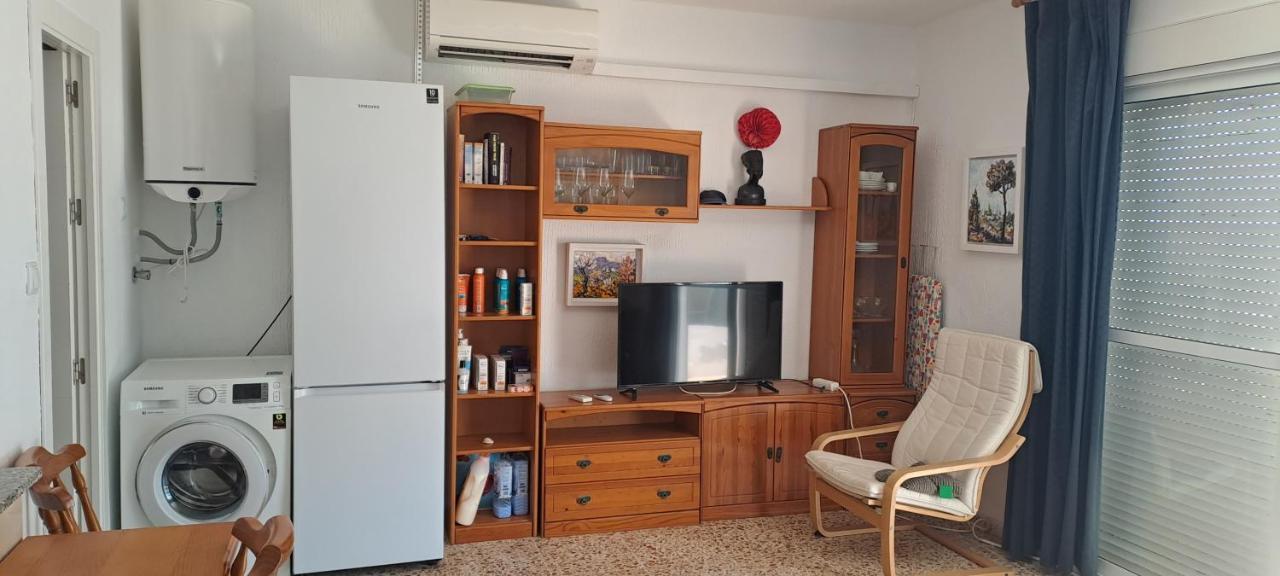 Ferienwohnung Cosy Flat With A Large Terrace Facing The Sea La Manga del Mar Menor Exterior foto